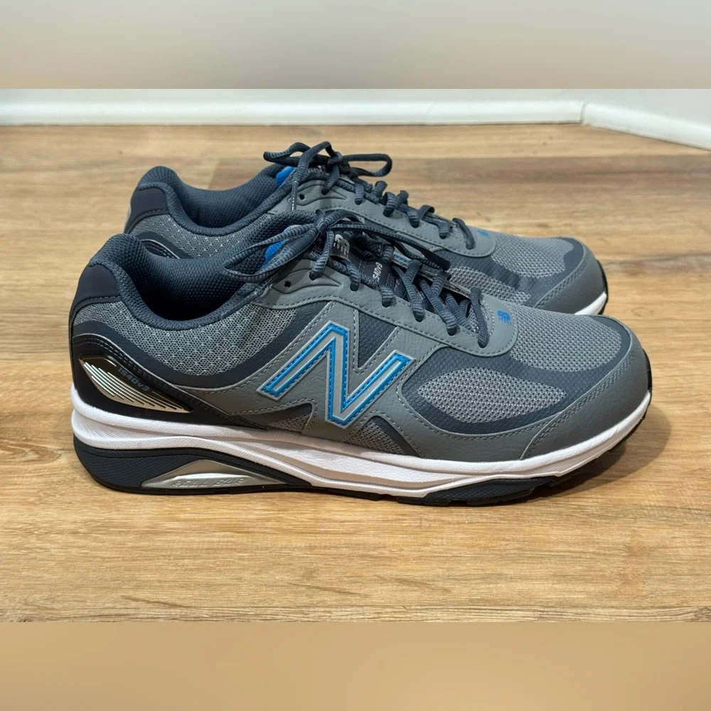 New Balance 1540v3 - Men's Athletic Shoe Size 9.5 - Picture 2 of 11